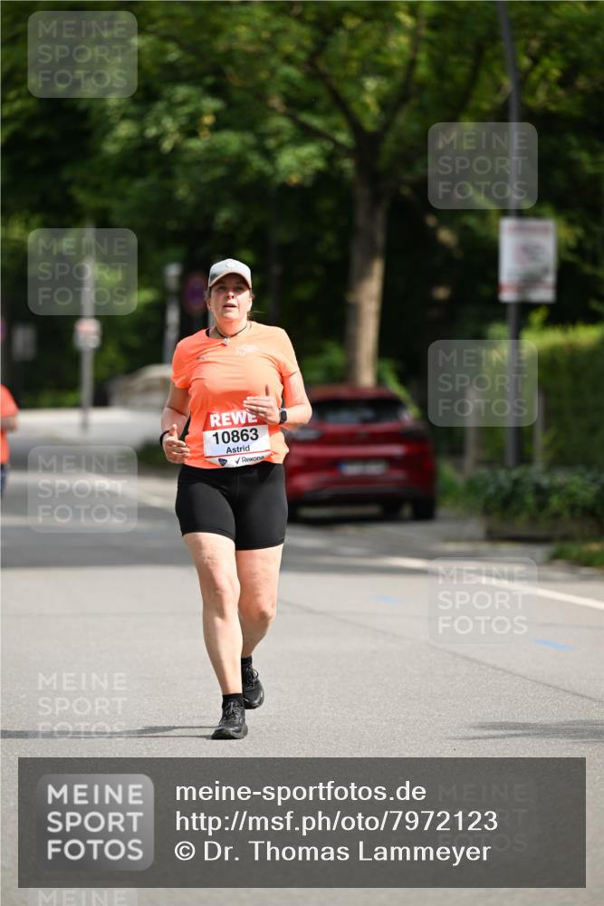 15.06.2025 - REWE Women's Run Dr. Thomas Lammeyer http://msf.ph/oto/7972123 15.06.2025 10:01:24 Laufen 10863 meine-sportfotos.de
