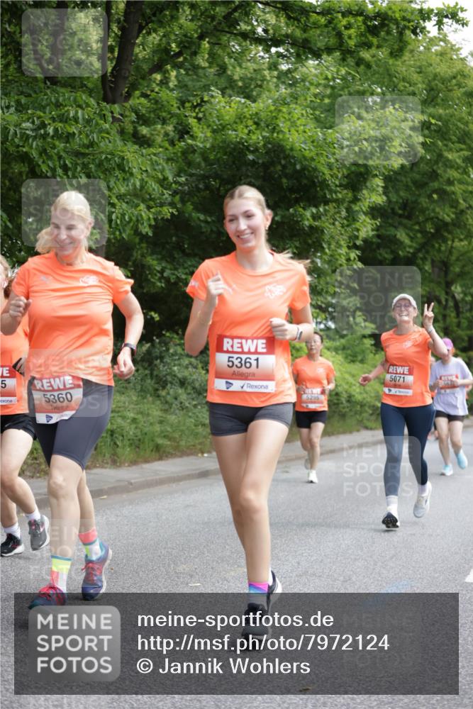 15.06.2025 - REWE Women's Run Jannik Wohlers http://msf.ph/oto/7972124 15.06.2025 10:06:47 Laufen 5, 5360, 5361, 5295, 5071 meine-sportfotos.de