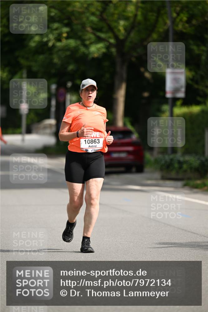 15.06.2025 - REWE Women's Run Dr. Thomas Lammeyer http://msf.ph/oto/7972134 15.06.2025 10:01:24 Laufen 10863 meine-sportfotos.de