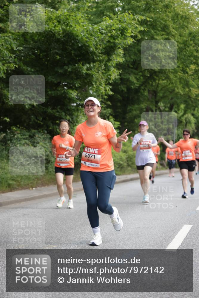 15.06.2025 - REWE Women's Run Jannik Wohlers http://msf.ph/oto/7972142 15.06.2025 10:06:48 Laufen 5071 meine-sportfotos.de