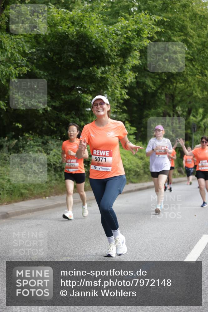 15.06.2025 - REWE Women's Run Jannik Wohlers http://msf.ph/oto/7972148 15.06.2025 10:06:48 Laufen 5295, 5071 meine-sportfotos.de