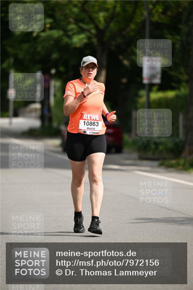 15.06.2025 - REWE Women's Run Dr. Thomas Lammeyer http://msf.ph/oto/7972156 15.06.2025 10:01:25 Laufen 10863 meine-sportfotos.de