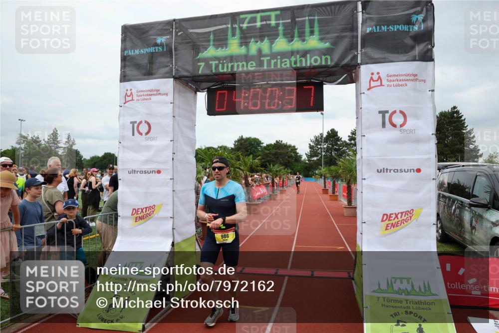 15.06.2025 - 7 Türme Triathlon Michael Strokosch http://msf.ph/oto/7972162 15.06.2025 14:00:36 Ziel 986, 1132, 1143 meine-sportfotos.de