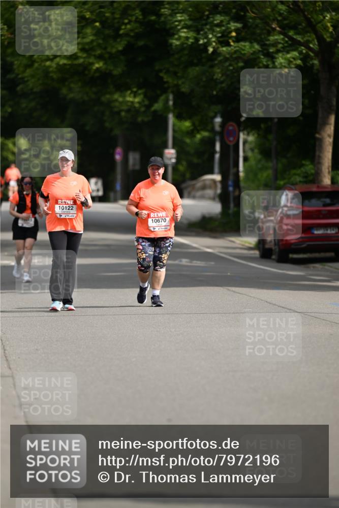 15.06.2025 - REWE Women's Run Dr. Thomas Lammeyer http://msf.ph/oto/7972196 15.06.2025 10:01:28 Laufen 10122, 10670 meine-sportfotos.de