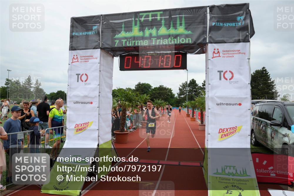 15.06.2025 - 7 Türme Triathlon Michael Strokosch http://msf.ph/oto/7972197 15.06.2025 14:01:00 Ziel 523, 1166 meine-sportfotos.de