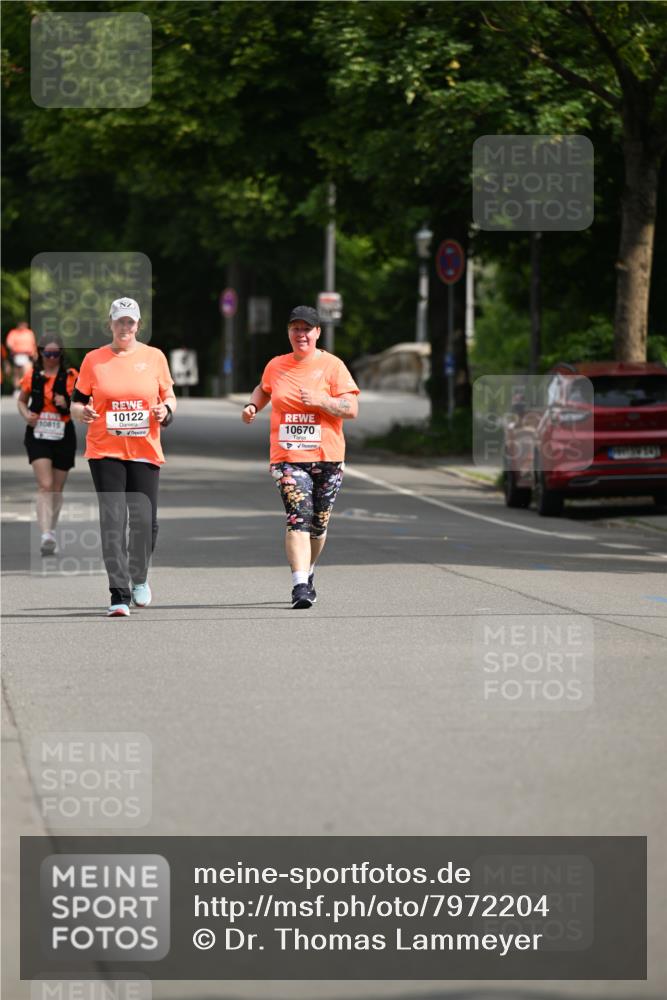 15.06.2025 - REWE Women's Run Dr. Thomas Lammeyer http://msf.ph/oto/7972204 15.06.2025 10:01:28 Laufen 10815, 10122, 10670 meine-sportfotos.de