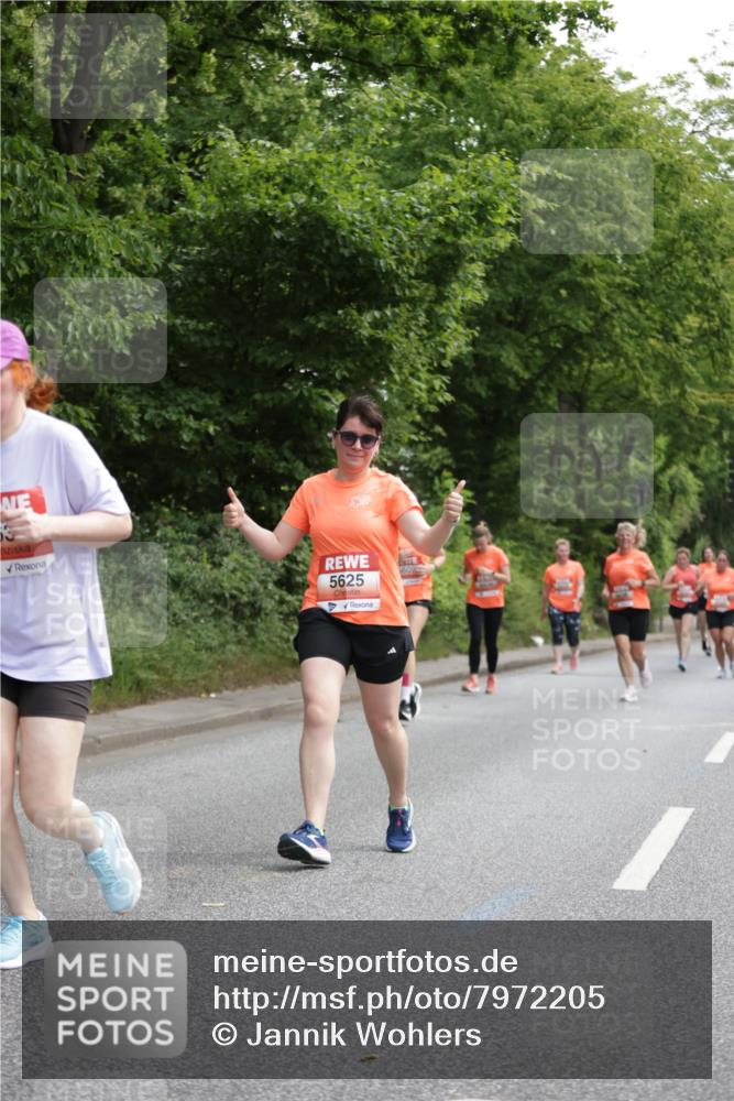 15.06.2025 - REWE Women's Run Jannik Wohlers http://msf.ph/oto/7972205 15.06.2025 10:06:52 Laufen 5625 meine-sportfotos.de