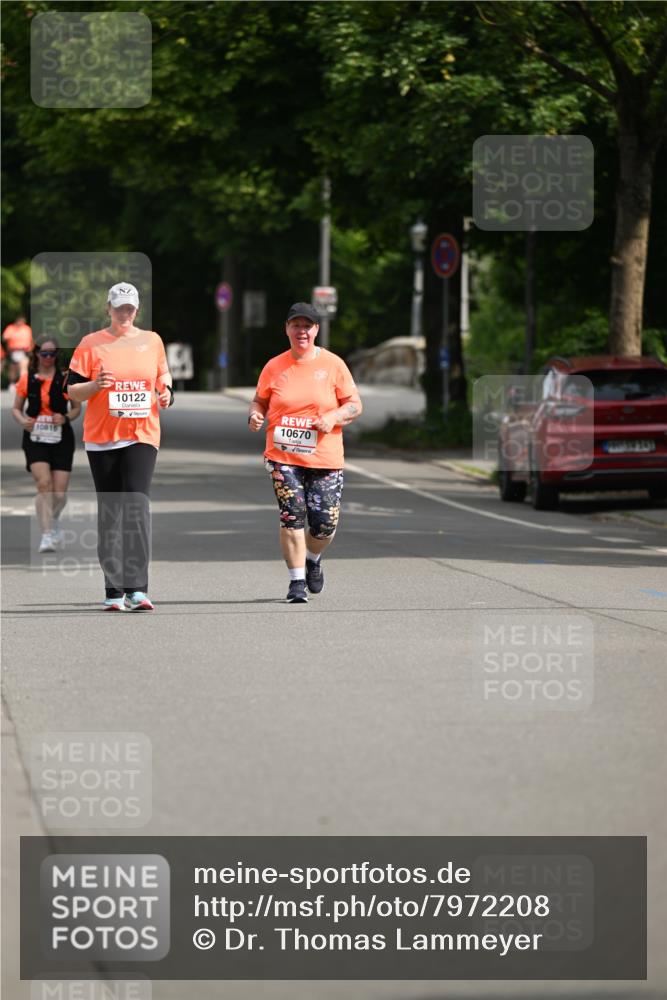 15.06.2025 - REWE Women's Run Dr. Thomas Lammeyer http://msf.ph/oto/7972208 15.06.2025 10:01:28 Laufen 10815, 10122, 10670 meine-sportfotos.de