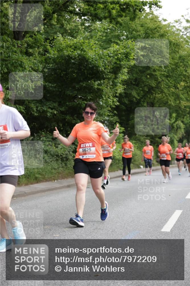 15.06.2025 - REWE Women's Run Jannik Wohlers http://msf.ph/oto/7972209 15.06.2025 10:06:52 Laufen 5625 meine-sportfotos.de