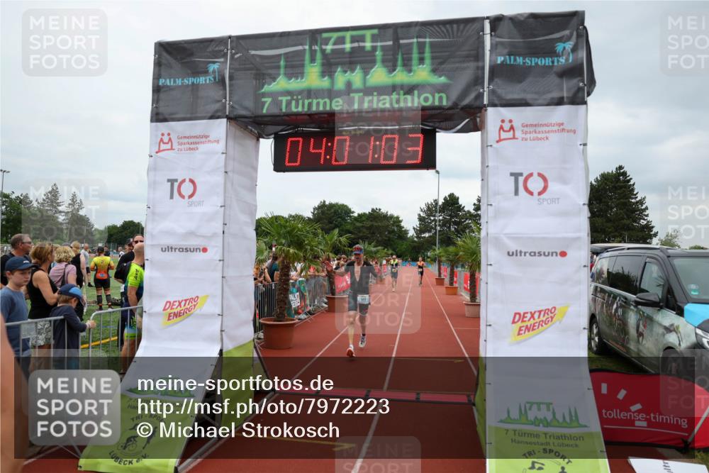 15.06.2025 - 7 Türme Triathlon Michael Strokosch http://msf.ph/oto/7972223 15.06.2025 14:01:03 Ziel 523, 1166 meine-sportfotos.de