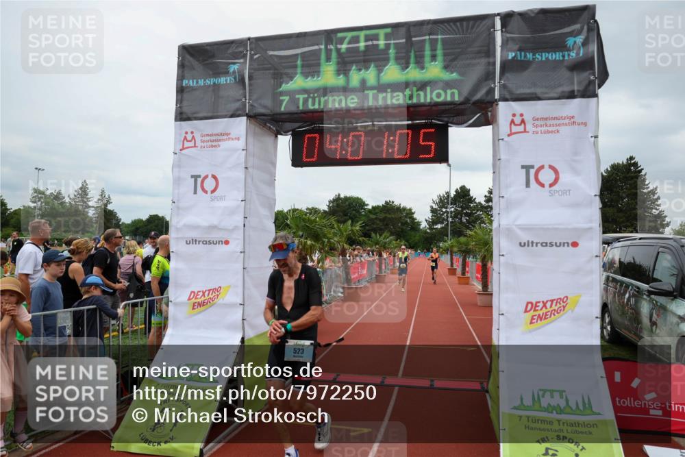 15.06.2025 - 7 Türme Triathlon Michael Strokosch http://msf.ph/oto/7972250 15.06.2025 14:01:05 Ziel 523, 774, 992, 1166 meine-sportfotos.de