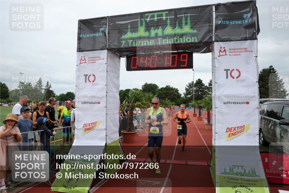 15.06.2025 - 7 Türme Triathlon Michael Strokosch http://msf.ph/oto/7972266 15.06.2025 14:01:09 Ziel 523, 774, 992 meine-sportfotos.de