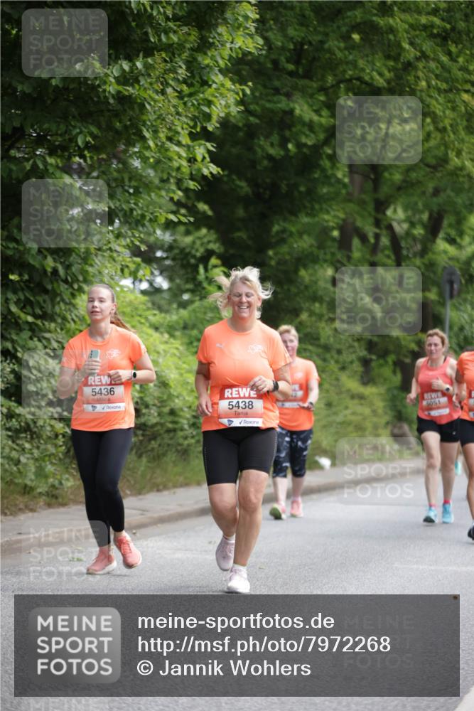 15.06.2025 - REWE Women's Run Jannik Wohlers http://msf.ph/oto/7972268 15.06.2025 10:06:54 Laufen 5436, 5438, 5051 meine-sportfotos.de