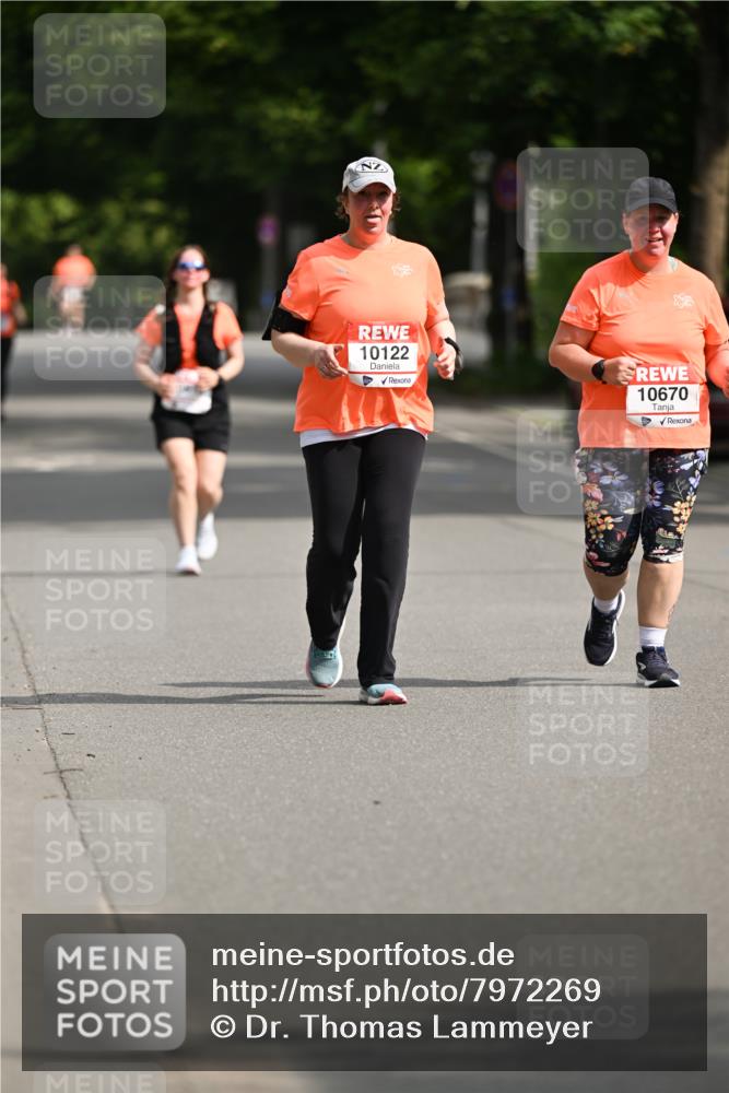 15.06.2025 - REWE Women's Run Dr. Thomas Lammeyer http://msf.ph/oto/7972269 15.06.2025 10:01:34 Laufen 10122, 10670 meine-sportfotos.de