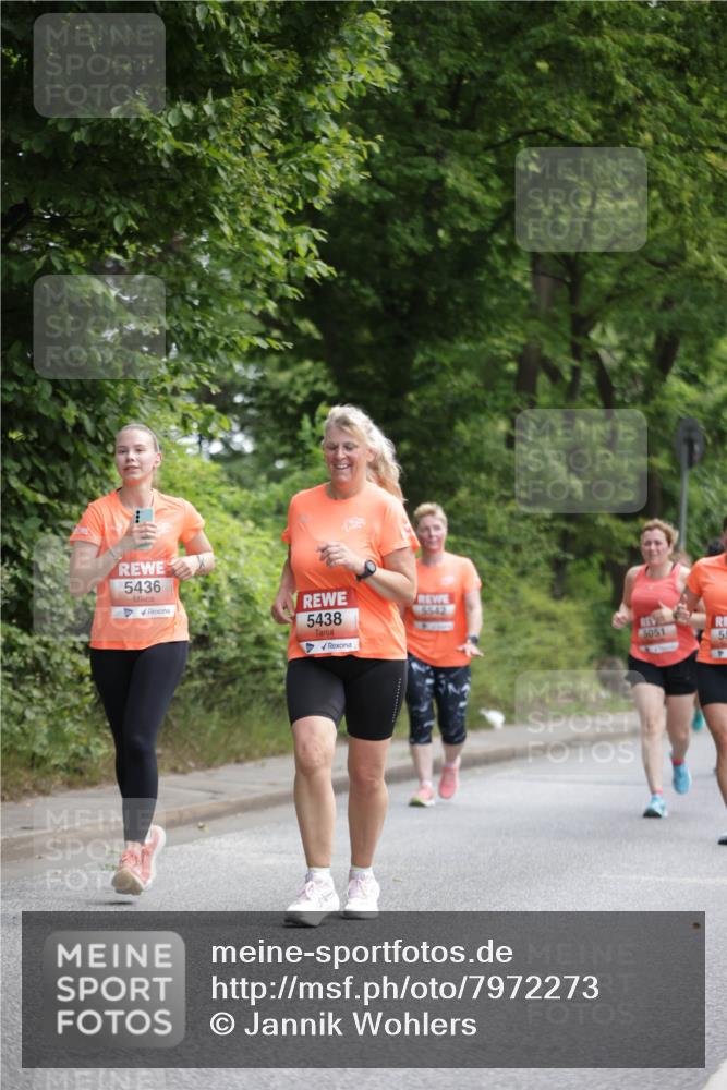 15.06.2025 - REWE Women's Run Jannik Wohlers http://msf.ph/oto/7972273 15.06.2025 10:06:54 Laufen 5436, 5438, 5542 meine-sportfotos.de