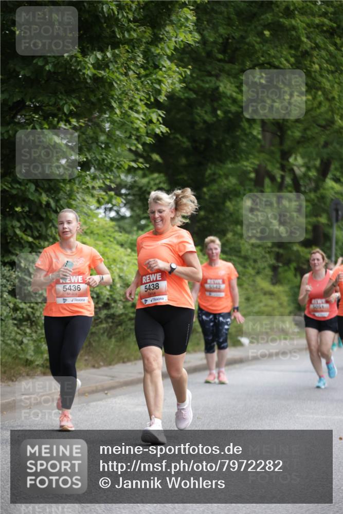 15.06.2025 - REWE Women's Run Jannik Wohlers http://msf.ph/oto/7972282 15.06.2025 10:06:54 Laufen 5436, 5438, 5642, 5051 meine-sportfotos.de
