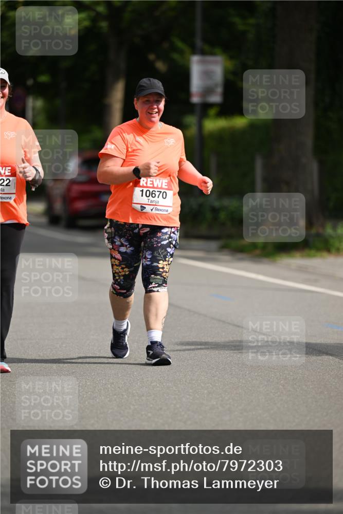 15.06.2025 - REWE Women's Run Dr. Thomas Lammeyer http://msf.ph/oto/7972303 15.06.2025 10:01:35 Laufen 22, 10670 meine-sportfotos.de