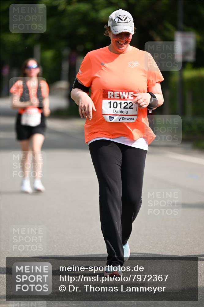 15.06.2025 - REWE Women's Run Dr. Thomas Lammeyer http://msf.ph/oto/7972367 15.06.2025 10:01:38 Laufen 10122 meine-sportfotos.de