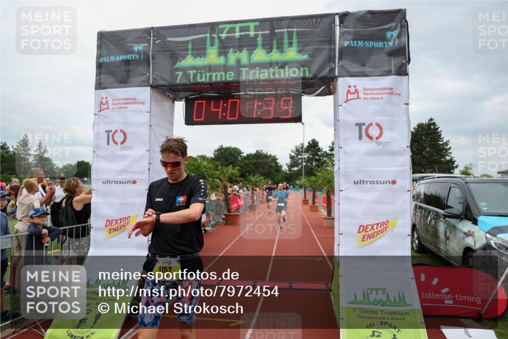 15.06.2025 - 7 Türme Triathlon Michael Strokosch http://msf.ph/oto/7972454 15.06.2025 14:01:38 Ziel 740, 840, 915, 998, 1152, 1159 meine-sportfotos.de