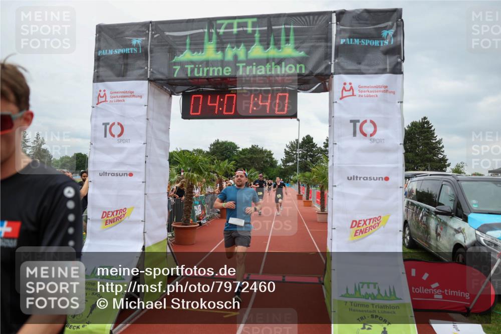 15.06.2025 - 7 Türme Triathlon Michael Strokosch http://msf.ph/oto/7972460 15.06.2025 14:01:40 Ziel 740, 915, 998, 1152, 1159 meine-sportfotos.de