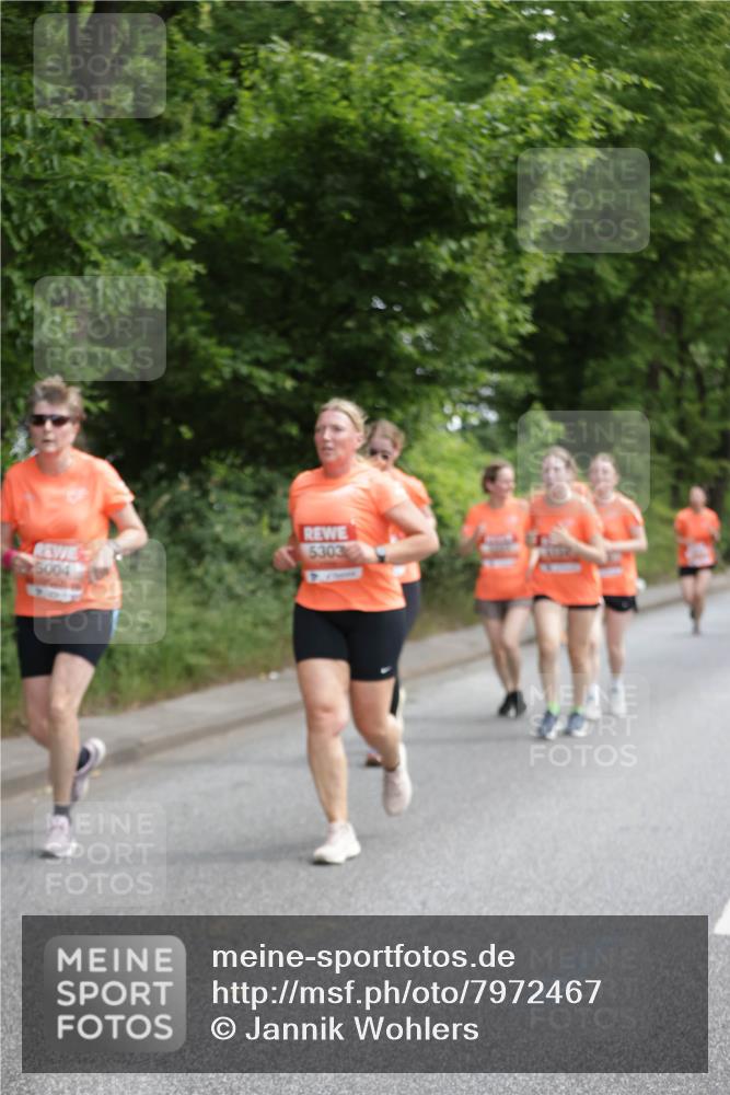15.06.2025 - REWE Women's Run Jannik Wohlers http://msf.ph/oto/7972467 15.06.2025 10:07:11 Laufen 5303, 5004 meine-sportfotos.de