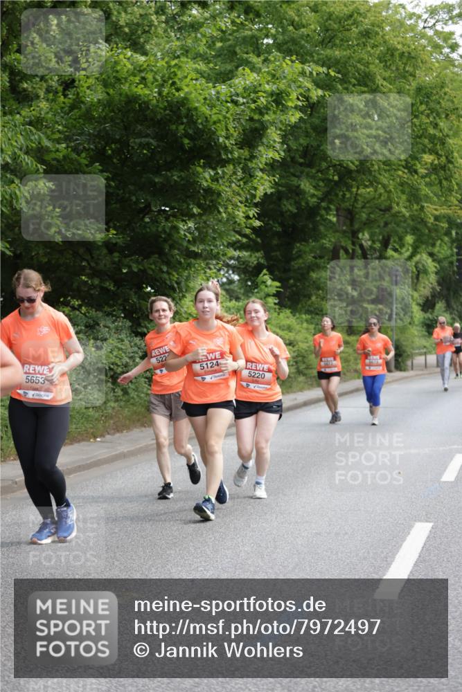 15.06.2025 - REWE Women's Run Jannik Wohlers http://msf.ph/oto/7972497 15.06.2025 10:07:12 Laufen 5653, 5124, 5220 meine-sportfotos.de