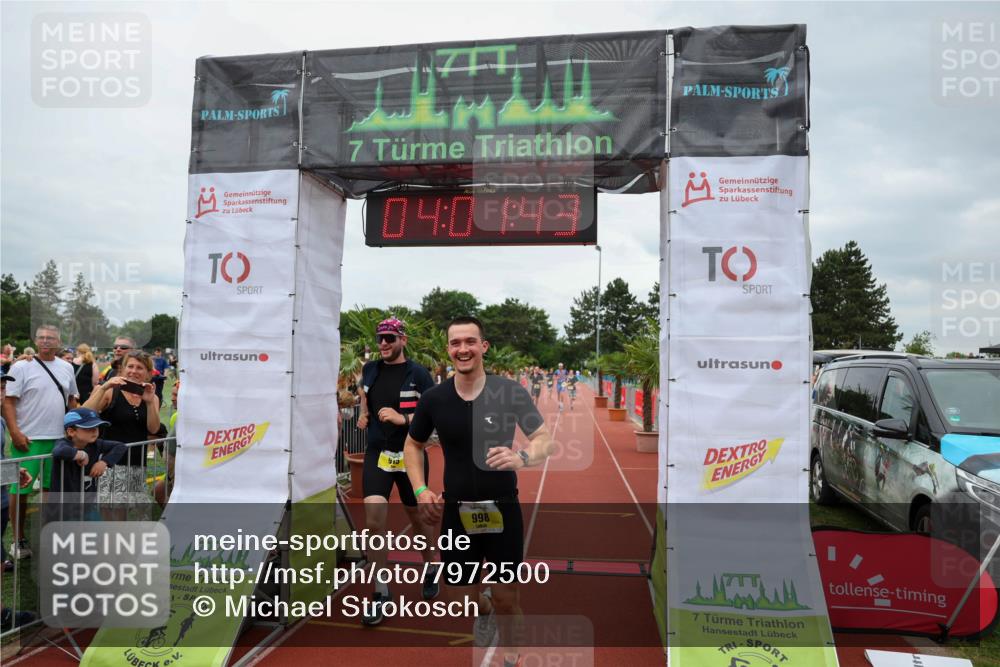 15.06.2025 - 7 Türme Triathlon Michael Strokosch http://msf.ph/oto/7972500 15.06.2025 14:01:43 Ziel 740, 915, 998, 1152, 1159 meine-sportfotos.de