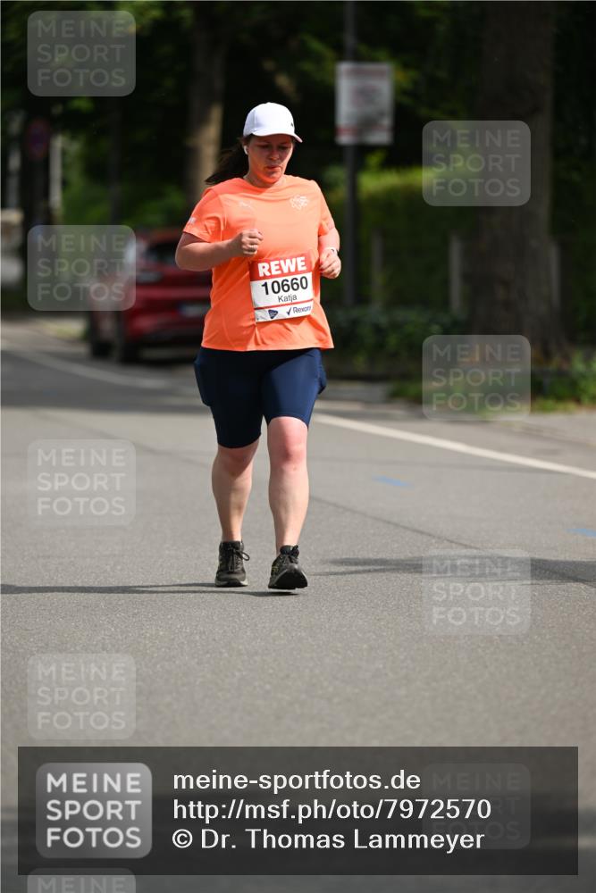 15.06.2025 - REWE Women's Run Dr. Thomas Lammeyer http://msf.ph/oto/7972570 15.06.2025 10:02:22 Laufen 10660 meine-sportfotos.de