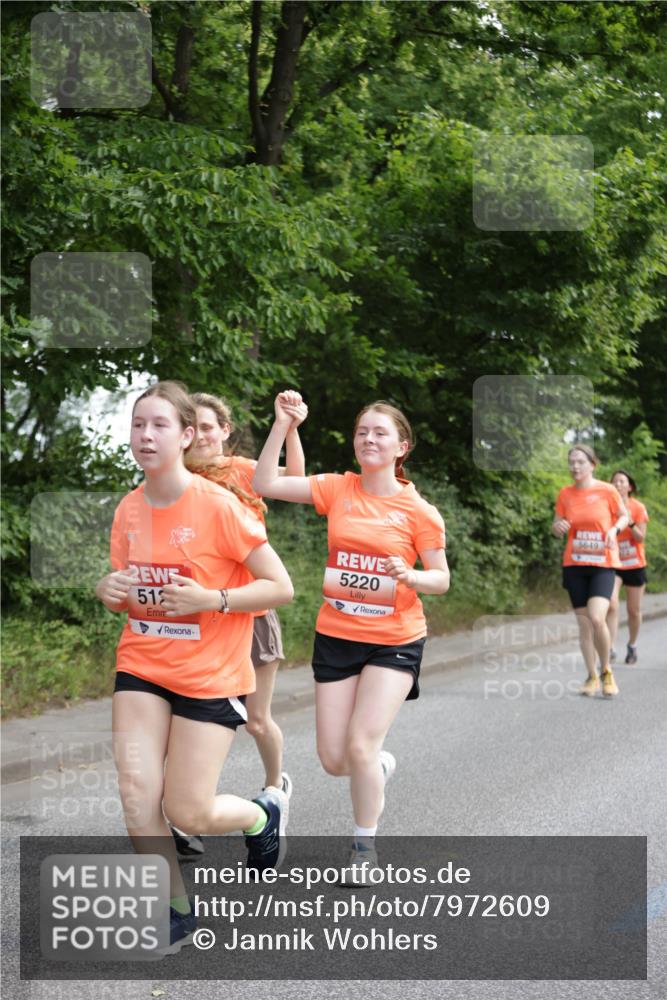 15.06.2025 - REWE Women's Run Jannik Wohlers http://msf.ph/oto/7972609 15.06.2025 10:07:14 Laufen 512, 5220, 5649 meine-sportfotos.de