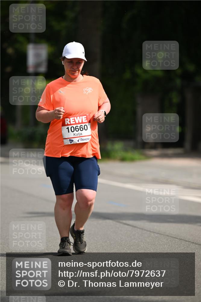 15.06.2025 - REWE Women's Run Dr. Thomas Lammeyer http://msf.ph/oto/7972637 15.06.2025 10:02:24 Laufen 10660 meine-sportfotos.de