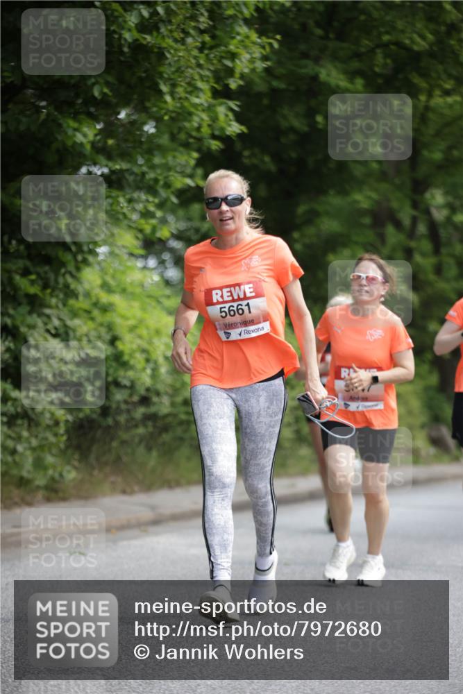 15.06.2025 - REWE Women's Run Jannik Wohlers http://msf.ph/oto/7972680 15.06.2025 10:07:21 Laufen 5661 meine-sportfotos.de