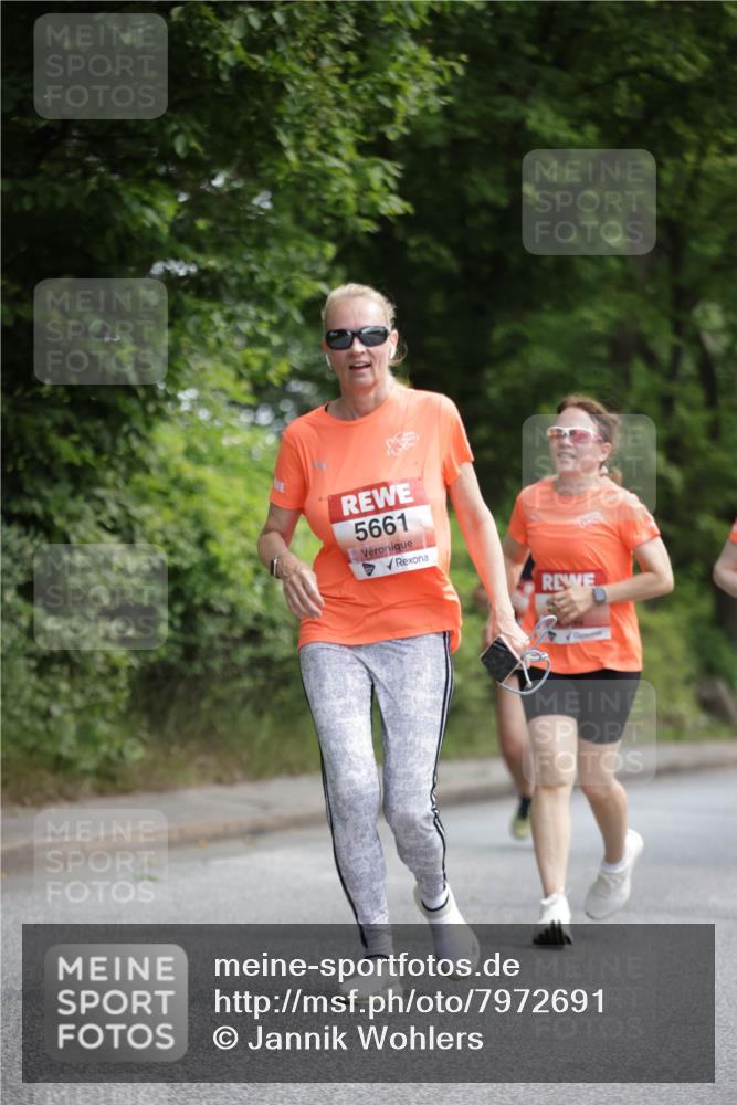 15.06.2025 - REWE Women's Run Jannik Wohlers http://msf.ph/oto/7972691 15.06.2025 10:07:21 Laufen 5661 meine-sportfotos.de