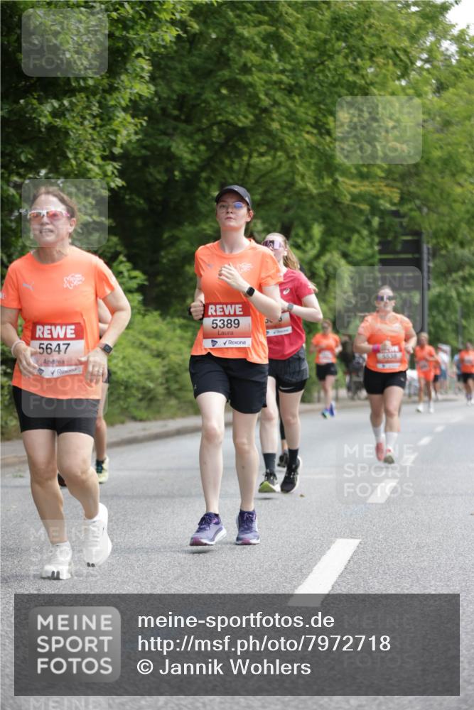 15.06.2025 - REWE Women's Run Jannik Wohlers http://msf.ph/oto/7972718 15.06.2025 10:07:24 Laufen 5647, 5389, 5538 meine-sportfotos.de