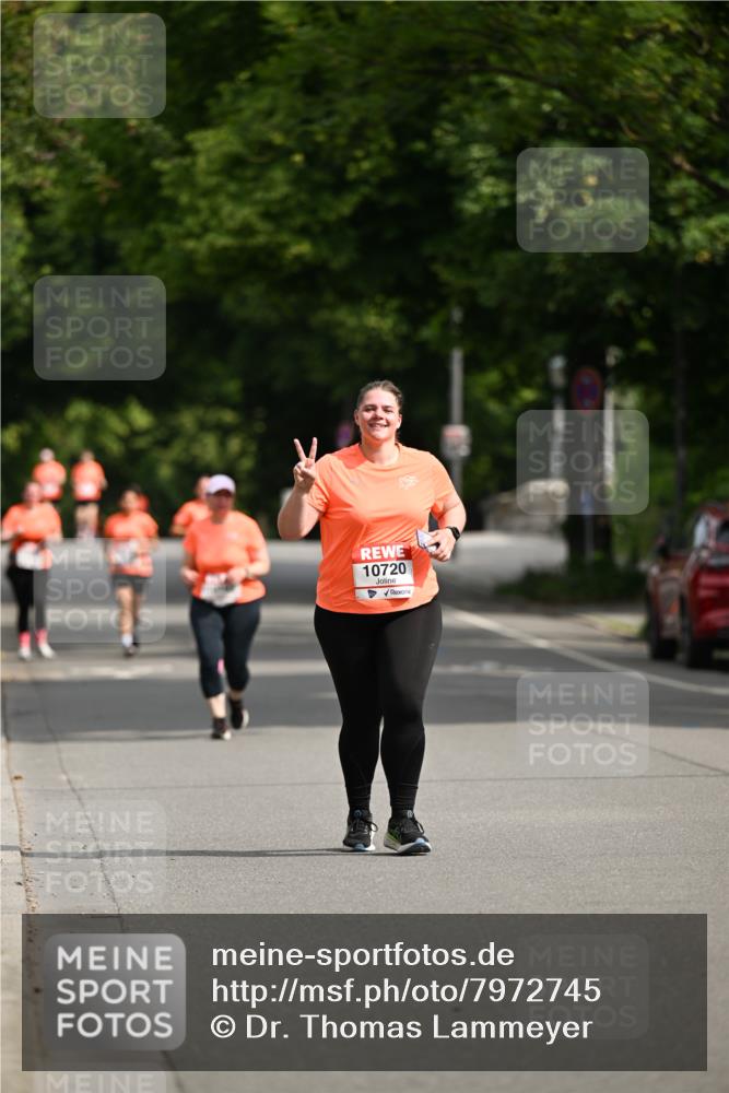 15.06.2025 - REWE Women's Run Dr. Thomas Lammeyer http://msf.ph/oto/7972745 15.06.2025 10:02:33 Laufen 10720 meine-sportfotos.de