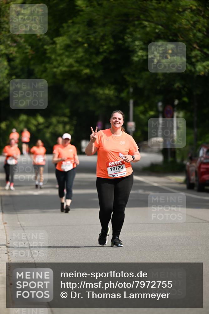 15.06.2025 - REWE Women's Run Dr. Thomas Lammeyer http://msf.ph/oto/7972755 15.06.2025 10:02:33 Laufen 10720 meine-sportfotos.de