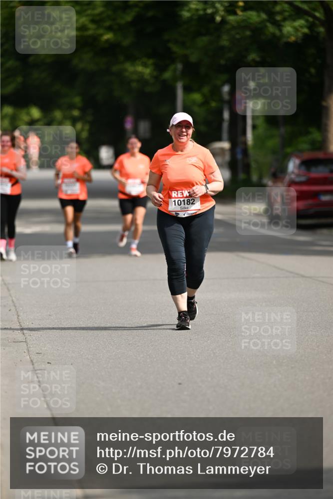 15.06.2025 - REWE Women's Run Dr. Thomas Lammeyer http://msf.ph/oto/7972784 15.06.2025 10:02:41 Laufen 10182 meine-sportfotos.de