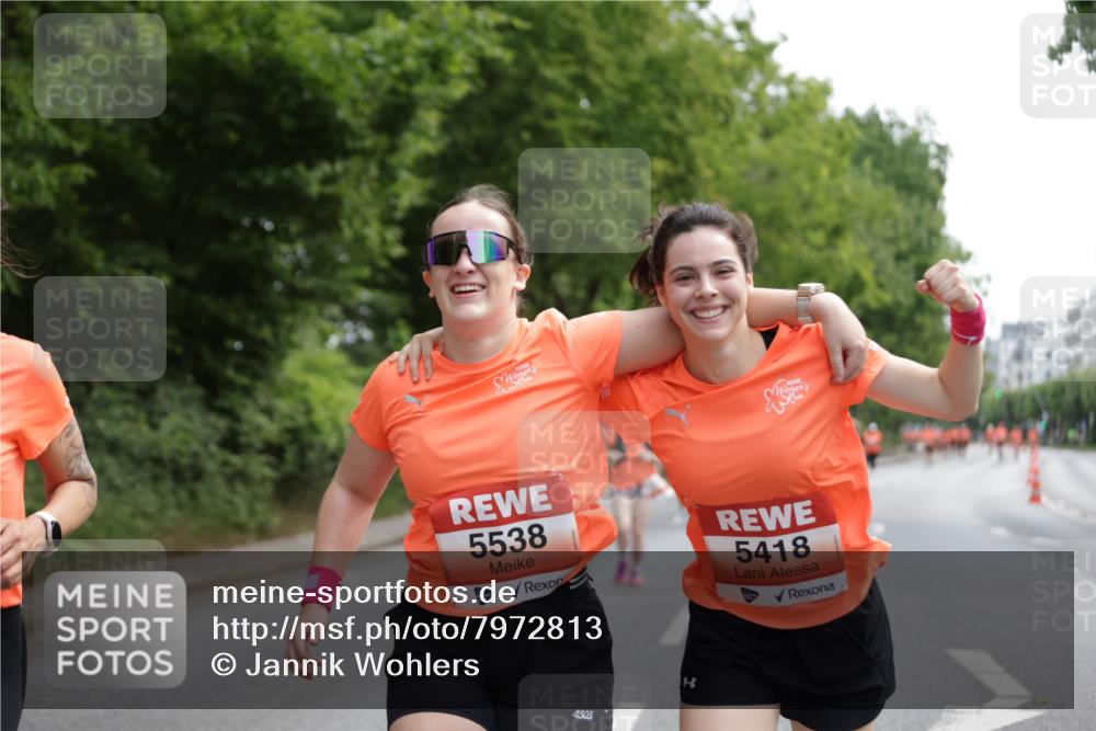 15.06.2025 - REWE Women's Run Jannik Wohlers http://msf.ph/oto/7972813 15.06.2025 10:07:28 Laufen 5538, 5418, 4505 meine-sportfotos.de