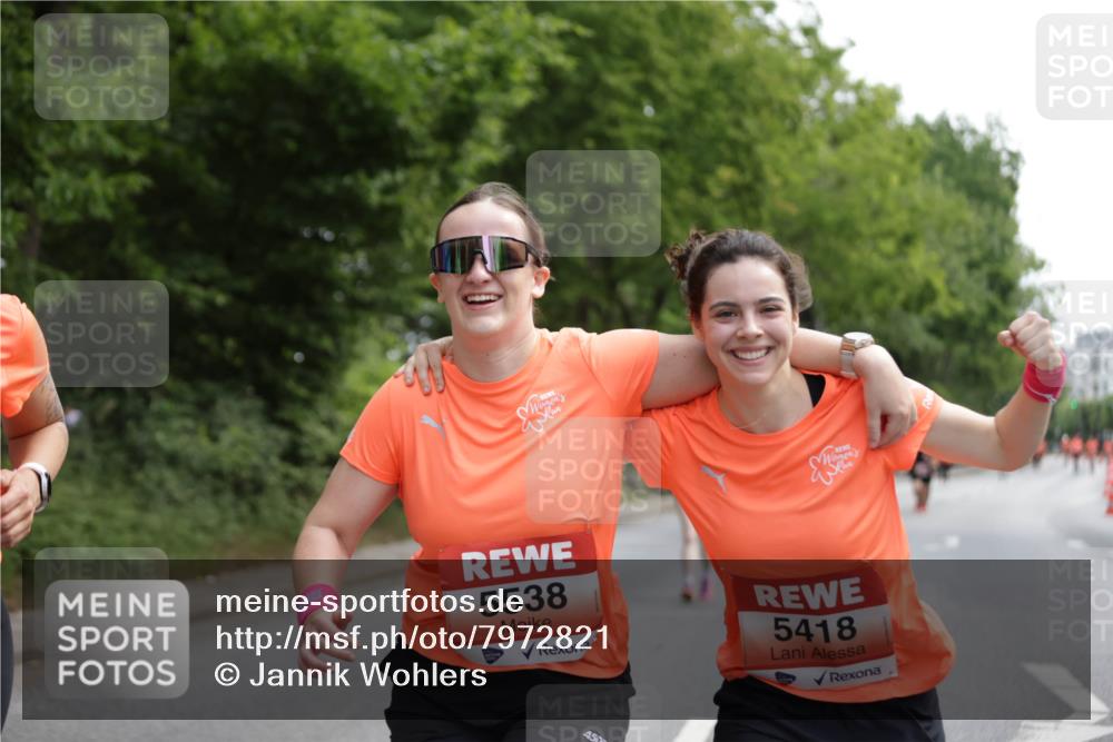 15.06.2025 - REWE Women's Run Jannik Wohlers http://msf.ph/oto/7972821 15.06.2025 10:07:28 Laufen 5538, 5418 meine-sportfotos.de