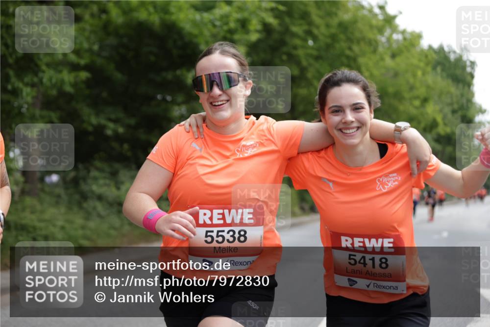 15.06.2025 - REWE Women's Run Jannik Wohlers http://msf.ph/oto/7972830 15.06.2025 10:07:28 Laufen 5538, 5418, 450 meine-sportfotos.de