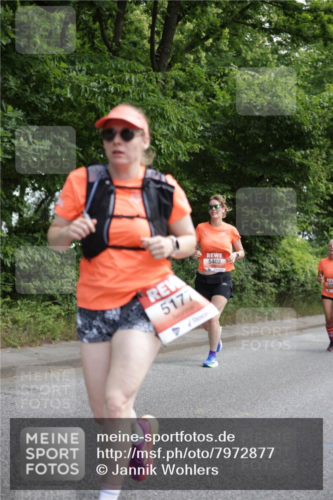 15.06.2025 - REWE Women's Run Jannik Wohlers http://msf.ph/oto/7972877 15.06.2025 10:07:34 Laufen 5177, 5402 meine-sportfotos.de