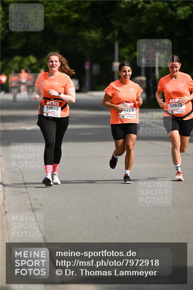 15.06.2025 - REWE Women's Run Dr. Thomas Lammeyer http://msf.ph/oto/7972918 15.06.2025 10:02:47 Laufen 10655, 0223, 10873 meine-sportfotos.de