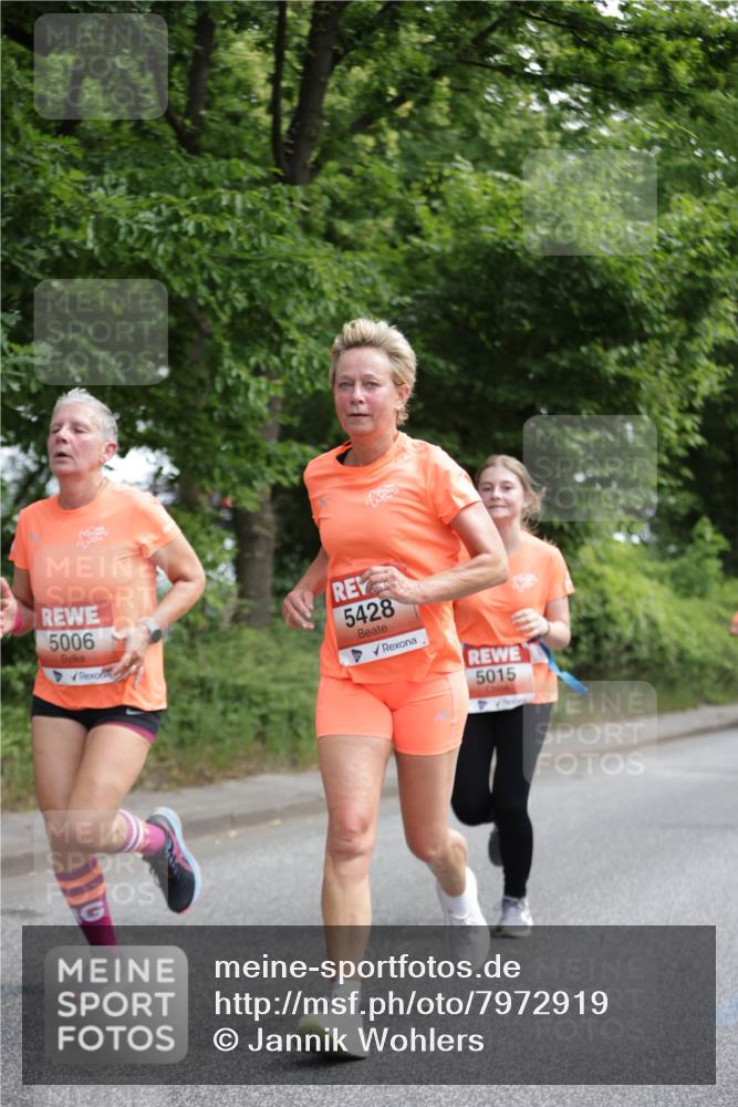 15.06.2025 - REWE Women's Run Jannik Wohlers http://msf.ph/oto/7972919 15.06.2025 10:07:37 Laufen 5006, 5428, 5015 meine-sportfotos.de