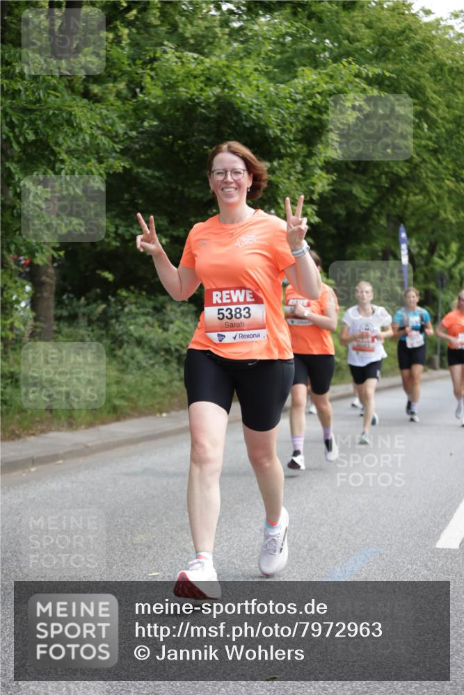 15.06.2025 - REWE Women's Run Jannik Wohlers http://msf.ph/oto/7972963 15.06.2025 10:07:39 Laufen 5383 meine-sportfotos.de
