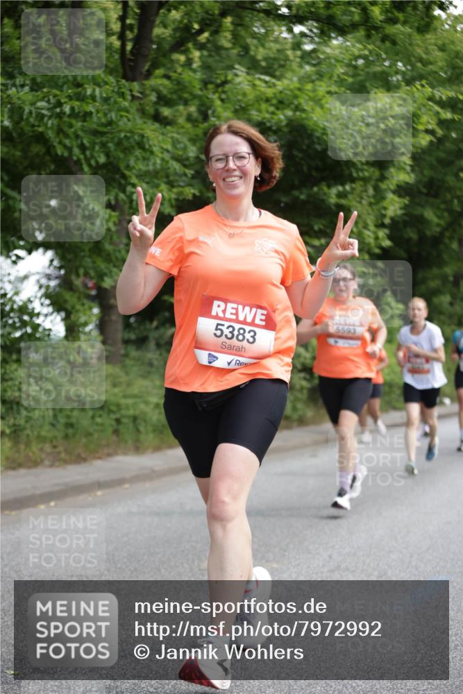 15.06.2025 - REWE Women's Run Jannik Wohlers http://msf.ph/oto/7972992 15.06.2025 10:07:39 Laufen 5383, 5593 meine-sportfotos.de