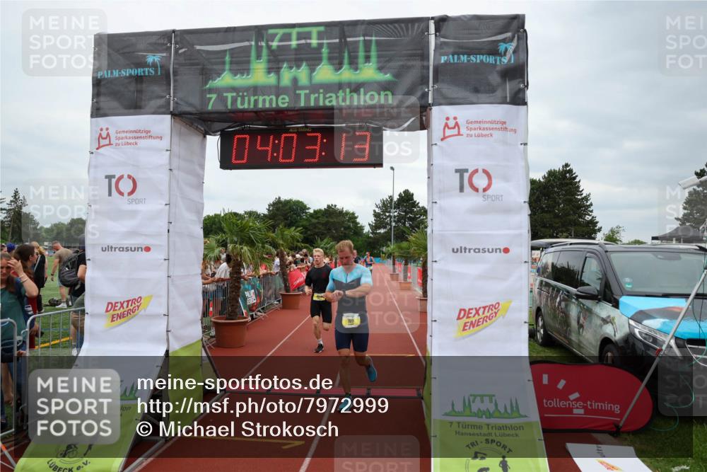 15.06.2025 - 7 Türme Triathlon Michael Strokosch http://msf.ph/oto/7972999 15.06.2025 14:03:13 Ziel 366, 571, 709, 786, 1060, 1088 meine-sportfotos.de