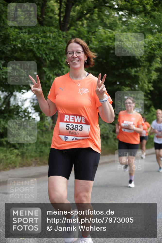 15.06.2025 - REWE Women's Run Jannik Wohlers http://msf.ph/oto/7973005 15.06.2025 10:07:39 Laufen 5383 meine-sportfotos.de