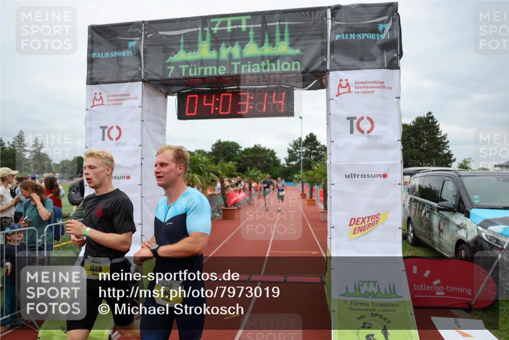 15.06.2025 - 7 Türme Triathlon Michael Strokosch http://msf.ph/oto/7973019 15.06.2025 14:03:14 Ziel 366, 571, 709, 1060, 1088 meine-sportfotos.de