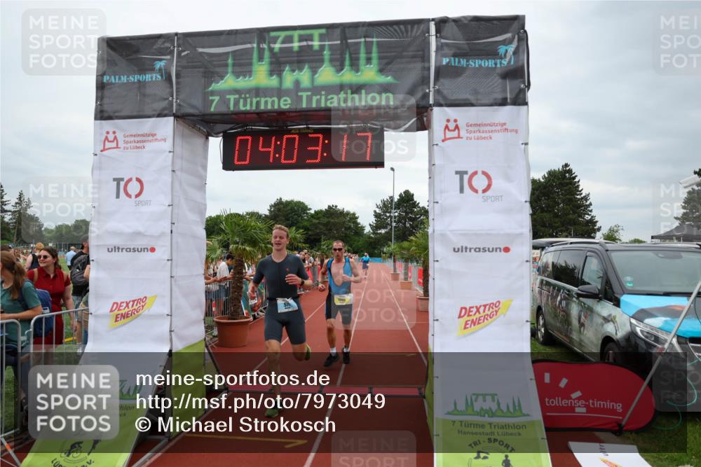 15.06.2025 - 7 Türme Triathlon Michael Strokosch http://msf.ph/oto/7973049 15.06.2025 14:03:17 Ziel 366, 571, 709, 1060, 1088 meine-sportfotos.de