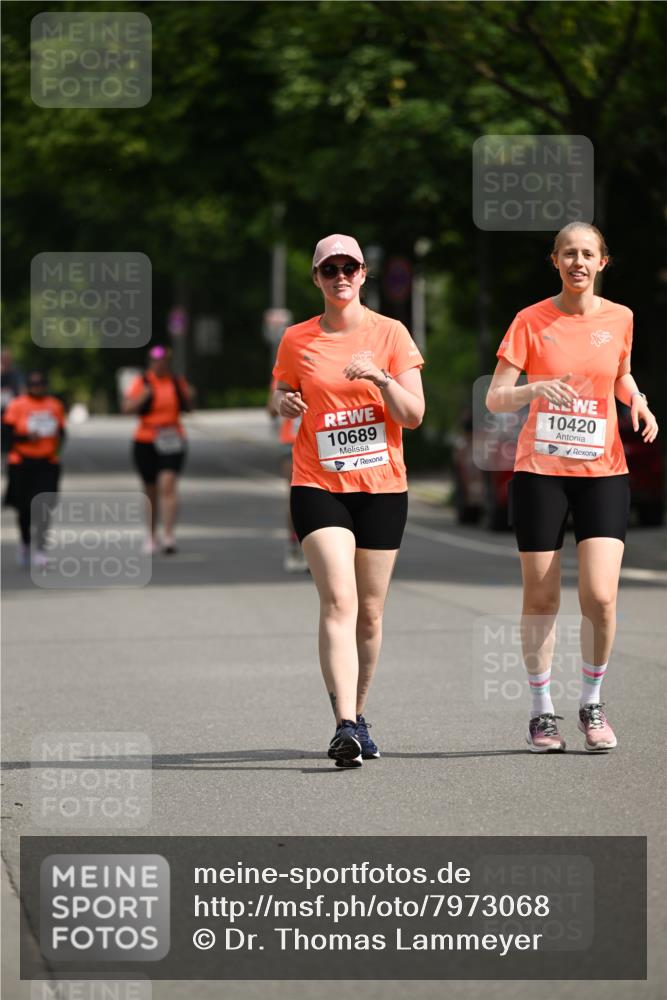 15.06.2025 - REWE Women's Run Dr. Thomas Lammeyer http://msf.ph/oto/7973068 15.06.2025 10:03:25 Laufen 10689, 10420 meine-sportfotos.de