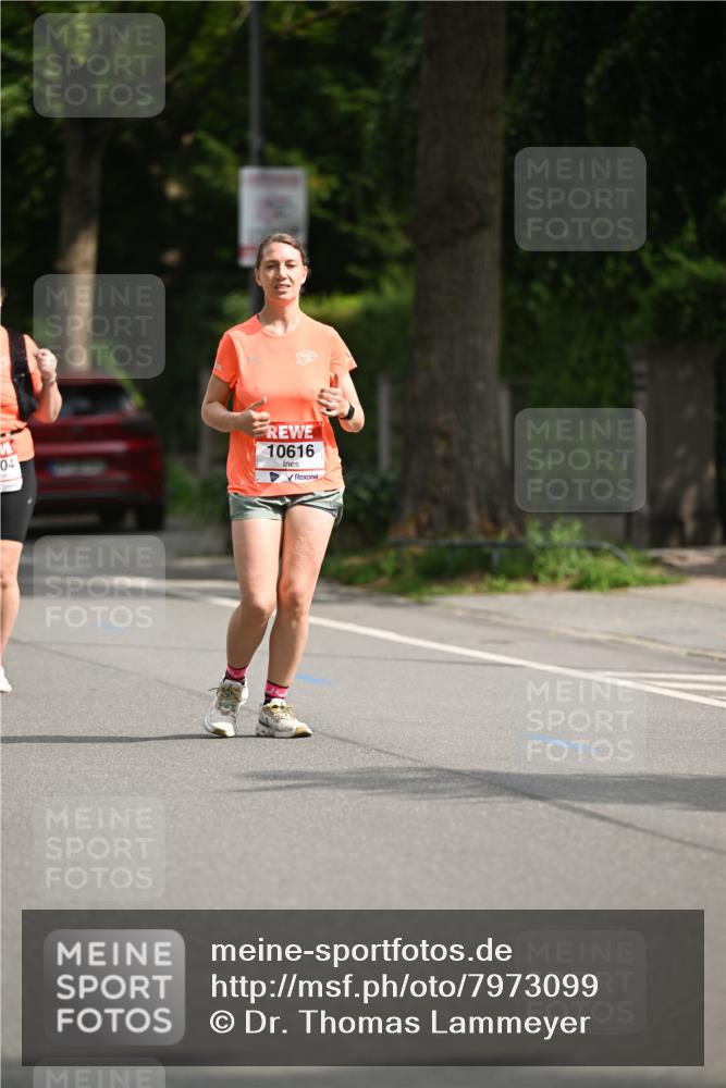 15.06.2025 - REWE Women's Run Dr. Thomas Lammeyer http://msf.ph/oto/7973099 15.06.2025 10:03:36 Laufen 10616 meine-sportfotos.de